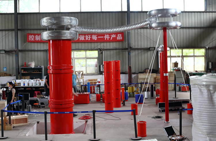 UHV-270kVA/108kV 串聯諧振方案(圖12) UHV-270kVA/108kV 串聯諧振方案(圖12)